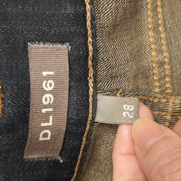 DL1961 Patti Straight high rise ankle - Picture 10 of 12